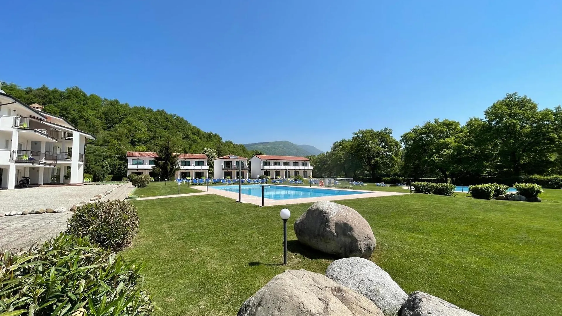 Bran&Denise Holiday Apartments Costermano