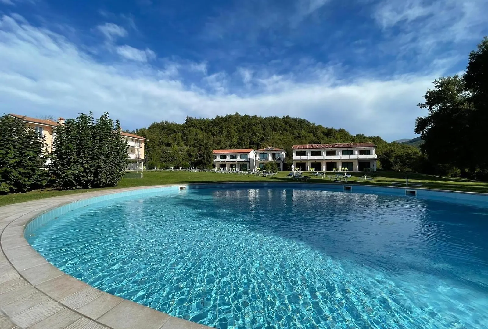 Bran&Denise Holiday Apartments Costermano