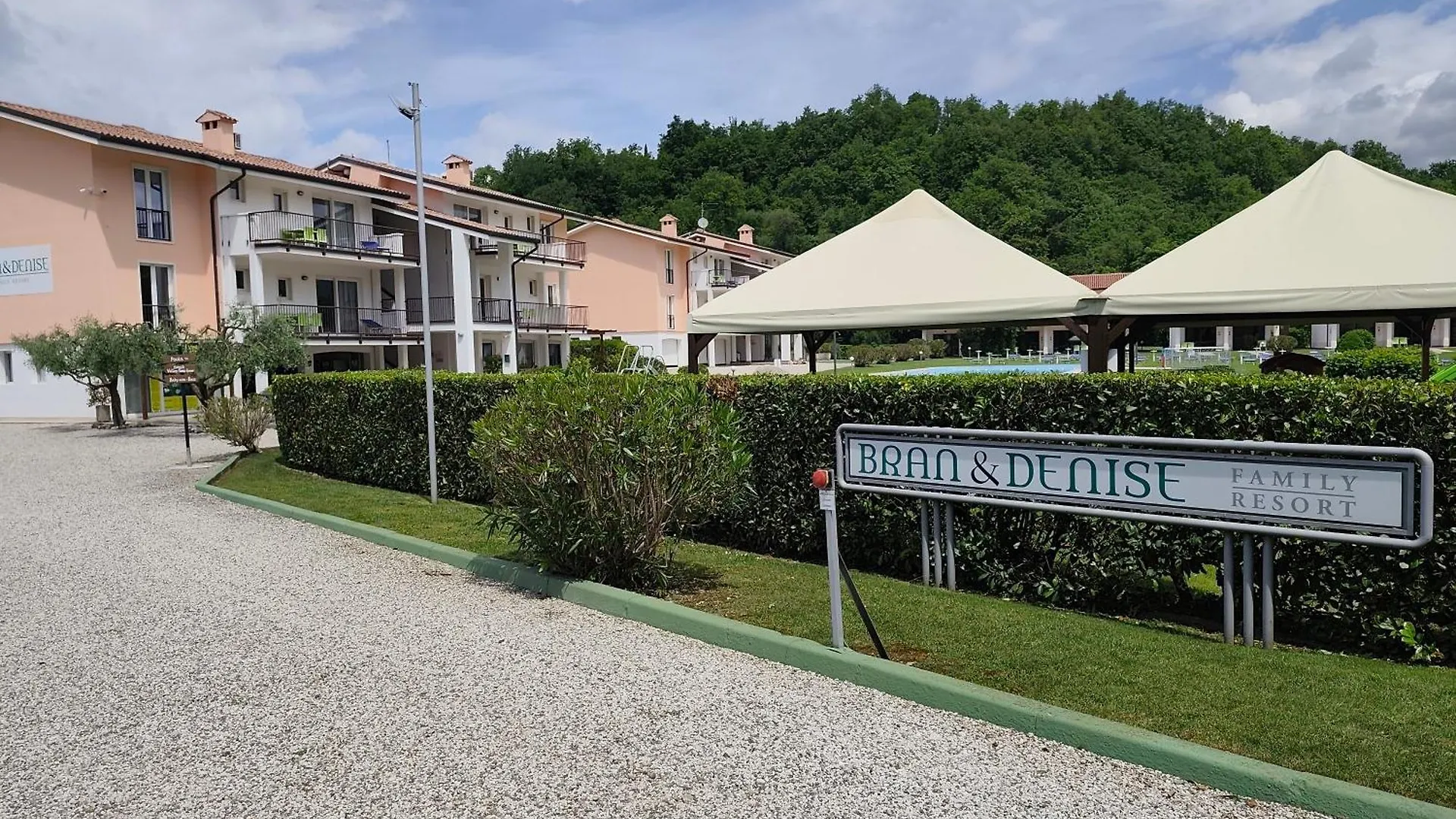 Bran&Denise Holiday Apartments Costermano